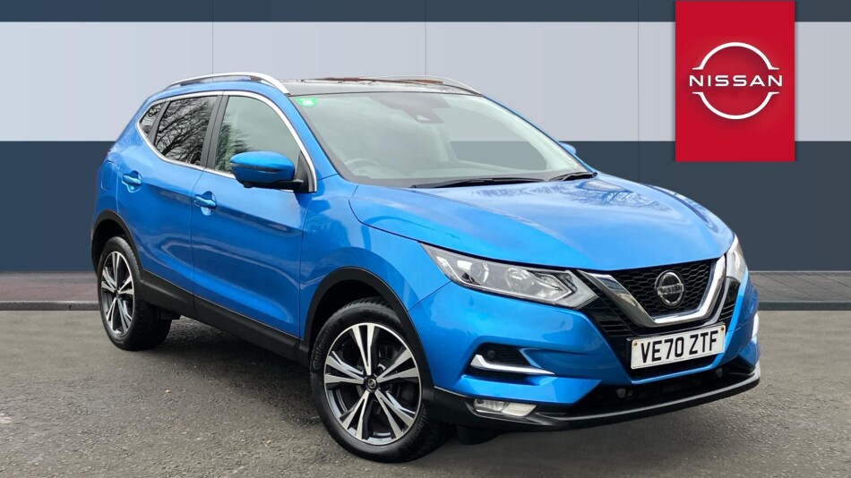 Nissan Qashqai 1.3 DiG-T N-Connecta 5dr [Glass Roof Pack] Petrol Hatchback